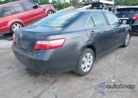 2007 Toyota Camry Le z USA, uszkodzony, nr VIN 4T1BE46K97U719952